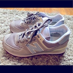 New Balance women’s size 7.5